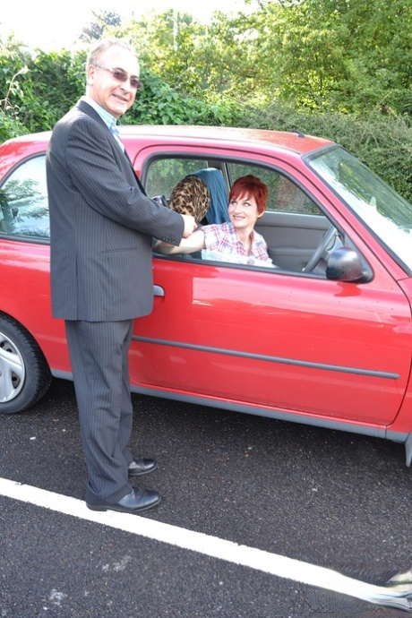 Leggy girl with red hair lives out her fantasy of fucking an old man 96084910
