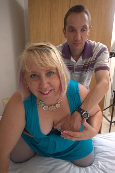 Older blonde fatty Lexie Cummings has her pussy played with on a bed by a man 91679483