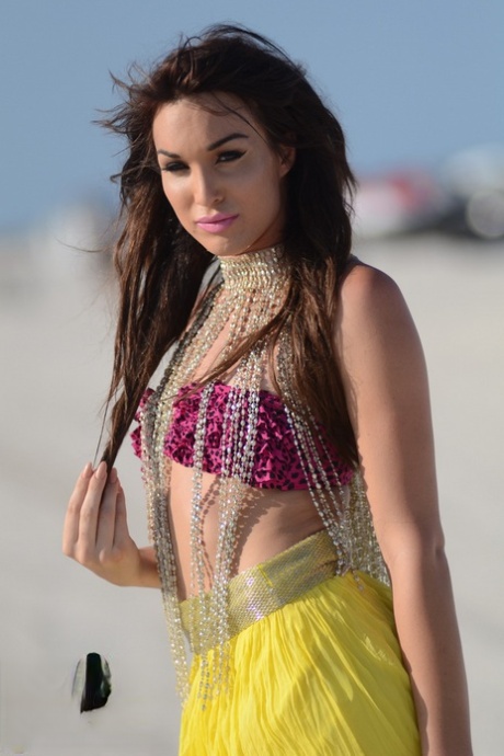 Jonelle Brooks Official starring Yellow Naked Images 60183792