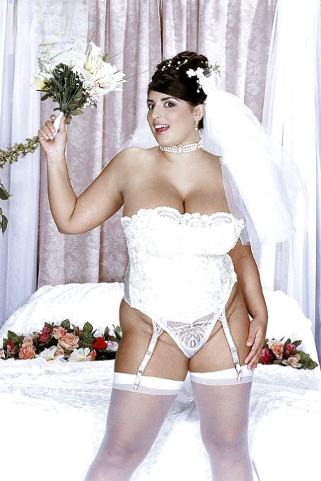 Impressive pornstar with big tits Kerry Marie is ready for after wedding fuck 32104384